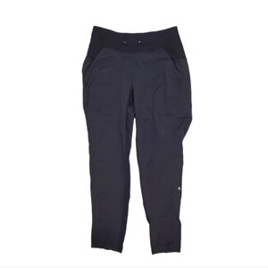 Lululemon Women's Black Dance Studio Mid Rise‎ Pants Size 4